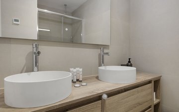 Property slide 15