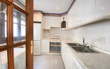 Property slide 16