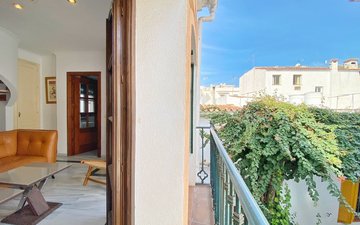 Property slide 17