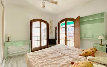 Property slide 20