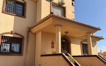 Property slide 25
