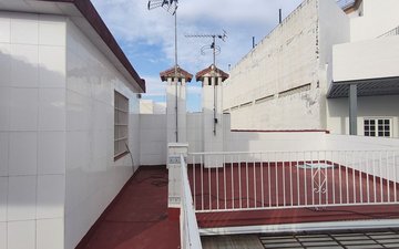 Property slide 19