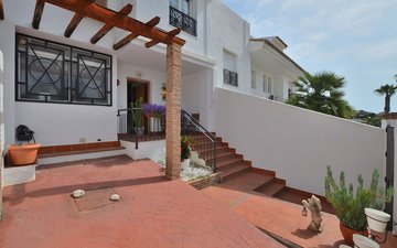 Property slide 17