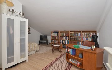 Property slide 31