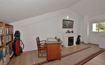 Property slide 33