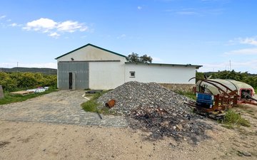 Property slide 24