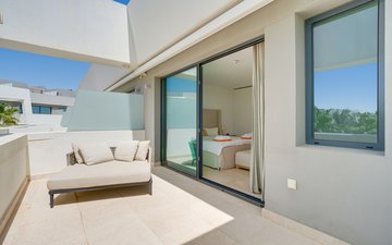Property slide 21