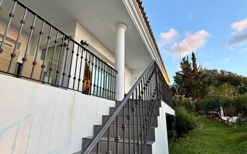 Property slide 58