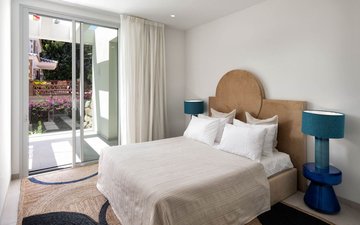 Property slide 20