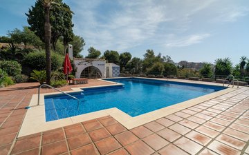 Property slide 24