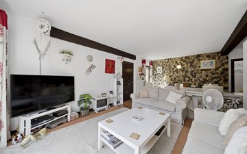 Property slide 8