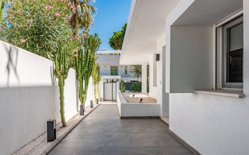 Property slide 12