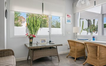 Property slide 18