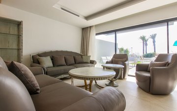 Property slide 10