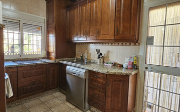 Property slide 14