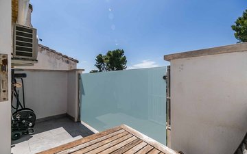 Property slide 50