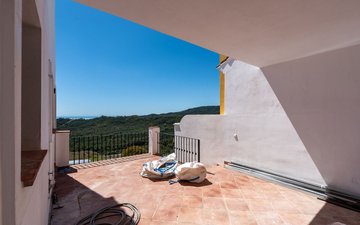 Property slide 10
