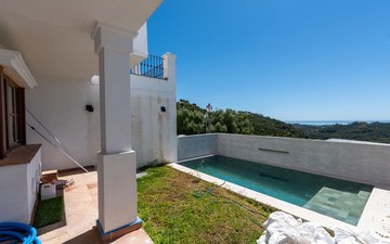 Property slide 16