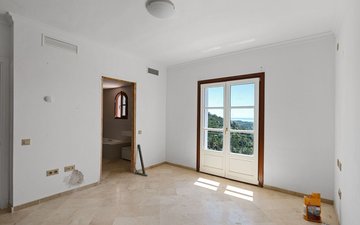 Property slide 24