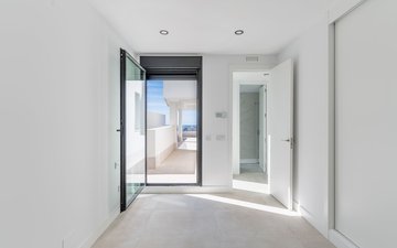 Property slide 18