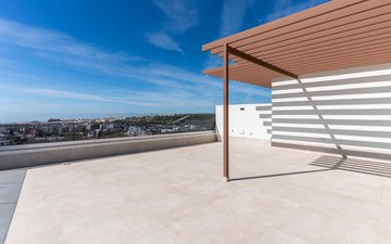 Property slide 21
