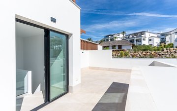 Property slide 24