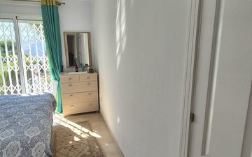 Property slide 19