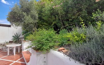Property slide 38
