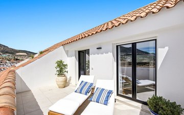 Property slide 40