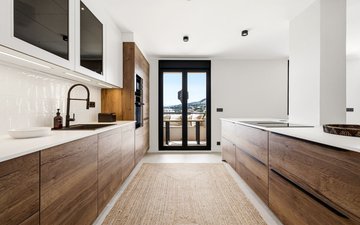 Property slide 6