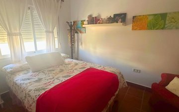 Property slide 25
