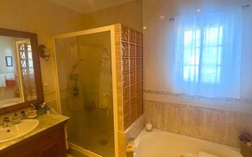 Property slide 39