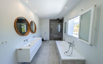 Property slide 47