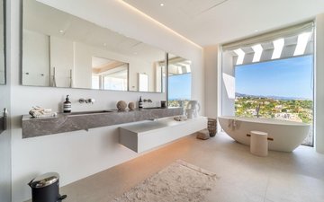 Property slide 10