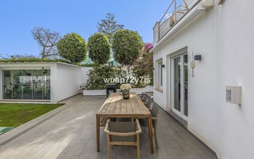 Property slide 20