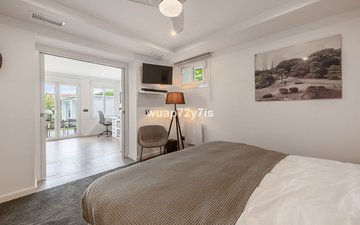 Property slide 31