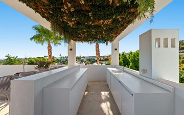 Property slide 39