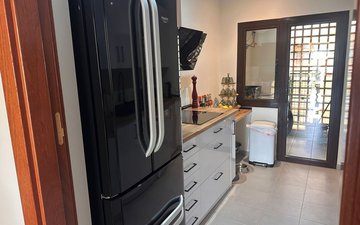 Property slide 16