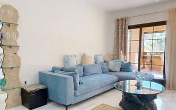 Property slide 18