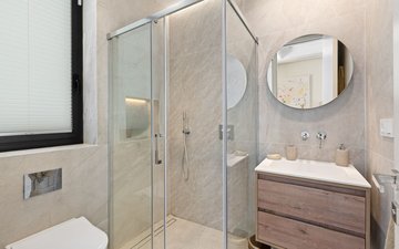 Property slide 40