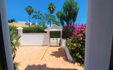 Property slide 16