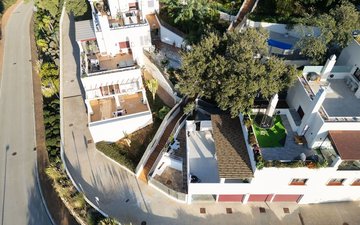 Property slide 19