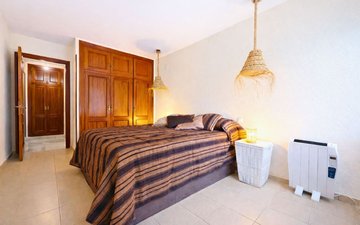 Property slide 14