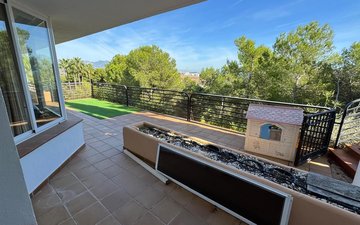 Property slide 21