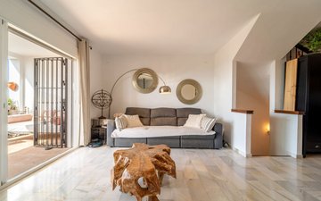 Property slide 10