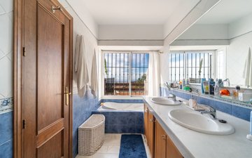 Property slide 35
