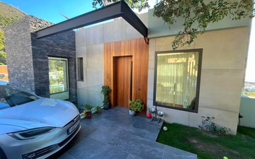 Property slide 22