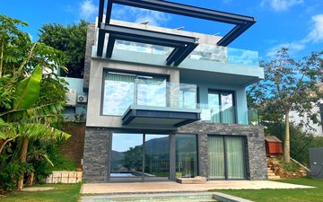 Property slide 41