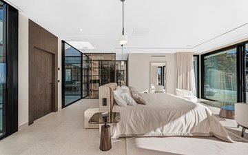 Property slide 32