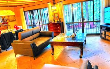 Property slide 25